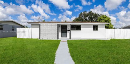 765 Nw 199th St, Miami Gardens