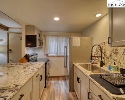 24 Pinetop Circle Unit C, Banner Elk