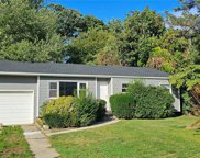 51 Pamela Lane, Brentwood image