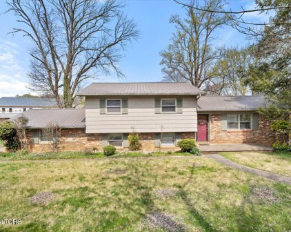 10437 Grovedale Drive, Knoxville