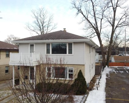 7321 Harwood Avenue, Wauwatosa