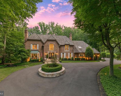 1 Oaklyn Ct, Potomac