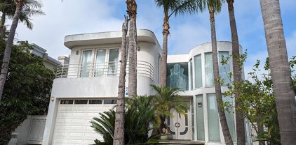 241 S Swall Dr, Beverly Hills