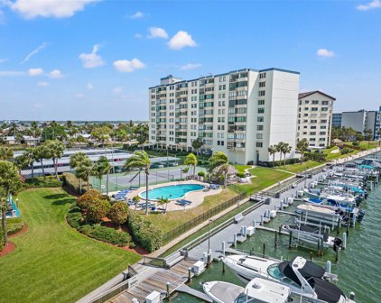 660 Island Way Unit 501, Clearwater