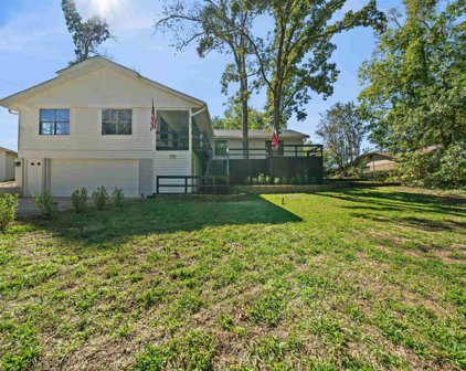 120 Fairway Dr E, Hideaway