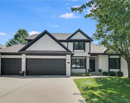 3305 S Prescott Avenue, Blue Springs