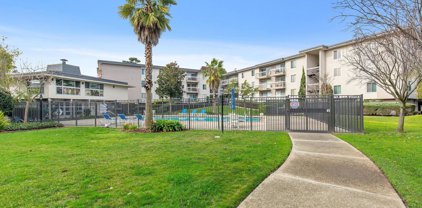 950 Shorepoint Court Unit #104, Alameda