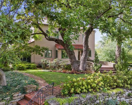 5012 Summit Street, Kansas City