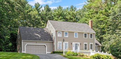 12 Little Bear Hill Rd, Westford