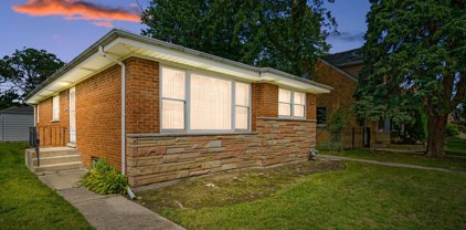 7806 Kildare Avenue, Skokie