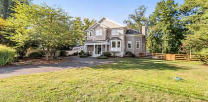 19451 Youngs Cliff Rd, Sterling