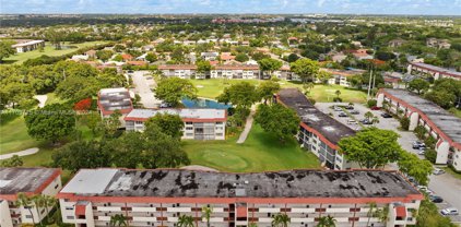 711 S Hollybrook Dr Unit #109, Pembroke Pines