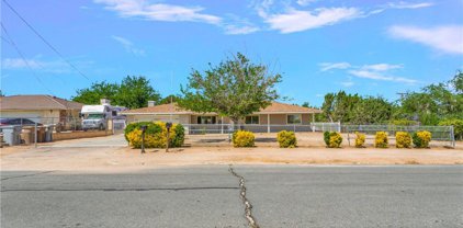 7458 Kenyon Avenue, Hesperia