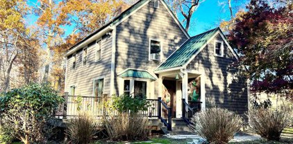 579 East Road, Tiverton