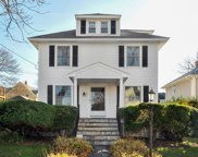 4 Lincoln Ave, Hull image