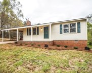 8998 Mount Olive  Road, Mount Pleasant image