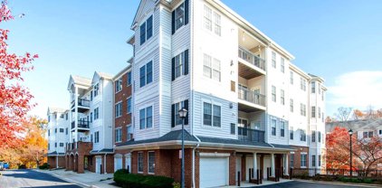 20751 Royal Palace Sq Unit #102, Sterling