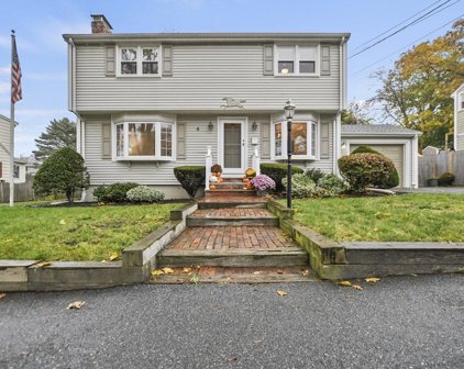 4 Brentwood Drive, Peabody