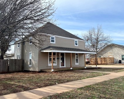 216 E Proctor Avenue, Weatherford