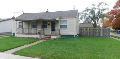 21369 WALTHAM, Warren