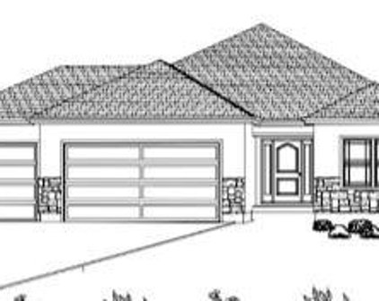1680 Willow Street, Higginsville