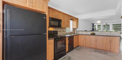 8310 Sands Point Blvd Unit #L101, Tamarac