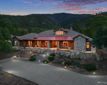 28357 Silverberry  Court, Keene