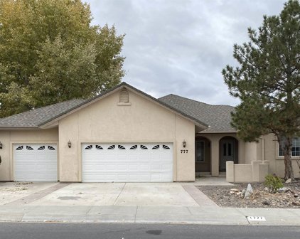 777 Divot Dr, Fernley