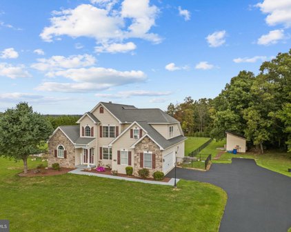 240 Amanda Dr, Littlestown