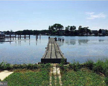 Nollmeyer Road, Middle River
