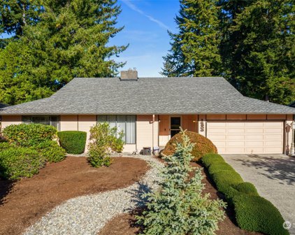 14306 SE Fairwood Boulevard, Renton