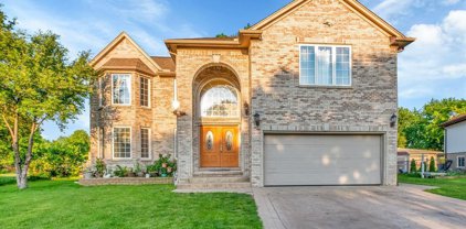 39164 BLACKSTONE, Sterling Heights