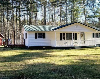 1446 Moncove Lake Access Rd, Gap Mills