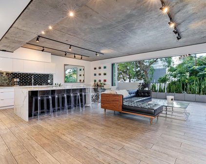 818 N Doheny Dr Unit 203, West Hollywood