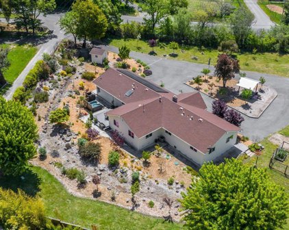 8770 Mill Station Road, Sebastopol