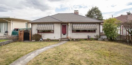 1606 Sixth Avenue, New Westminster