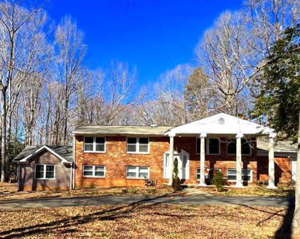 12718 Kahns Rd, Manassas