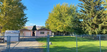 1109 S Highland Dr, Kennewick