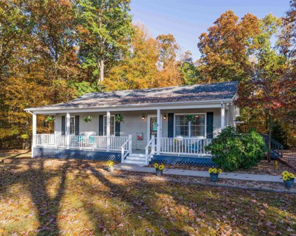 2321 Ruritan Lake Rd, Scottsville