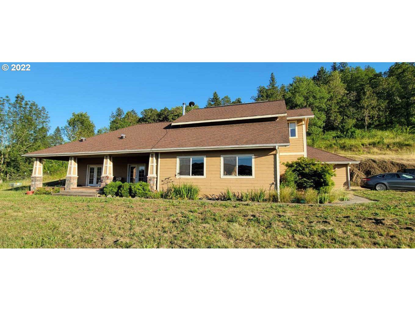 1510 HAPPY VALLEY RD, Roseburg, 97471