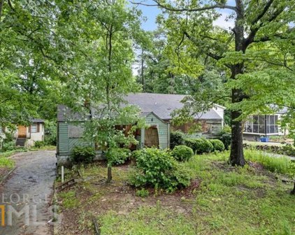2355 Ben Hill, East Point