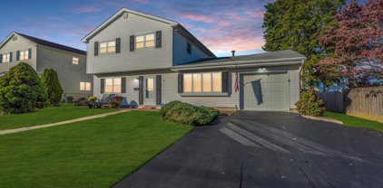 28 Galway Drive, Hazlet