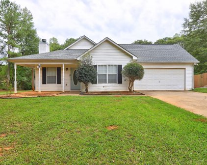 1208 Browns Country Lane, Locust Grove