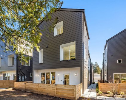 11826 31st Place NE Unit #A, Seattle