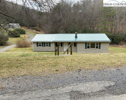 1057 Schoolhouse Road, Whitetop