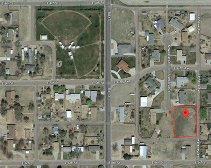 504 South Widcat Court, Hugoton