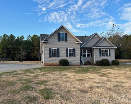 527 Sand Trap  Drive, York
