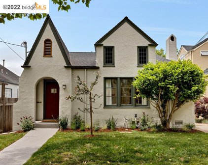 554 Neilson, Berkeley