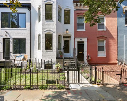 1034 5th St Ne Unit #1, Washington