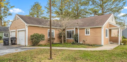 1005 Bayshore Ct, Salisbury